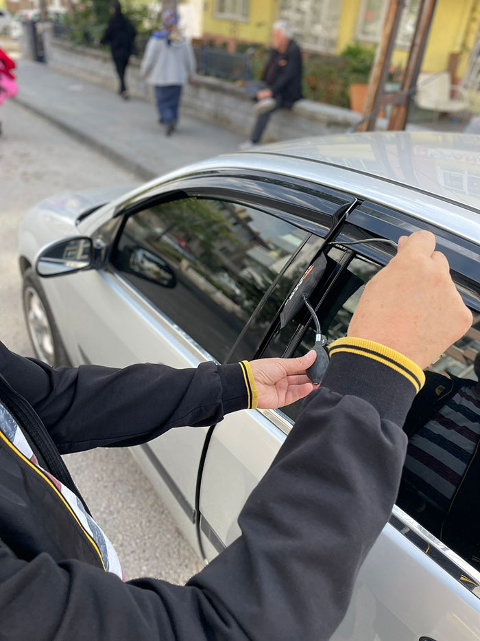 Saray Oto Kilitçisi